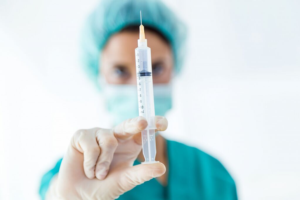 Injektionen aus der Arthrose des Collengelenks