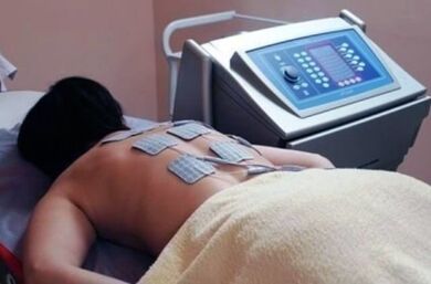 Die thorakale Osteochondrose wird wirksam mittels Elektrophorese behandelt