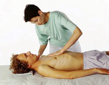 Massage bei thorakaler Osteochondrose zur Linderung von Schmerzen und Krämpfen